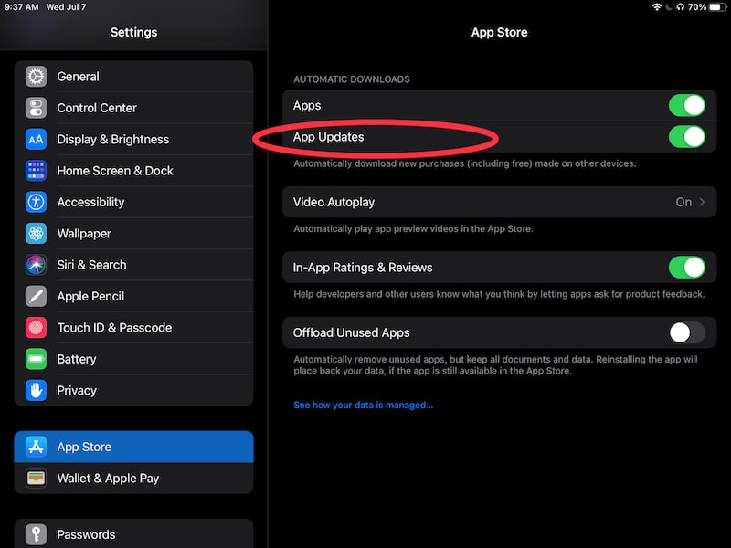 iPad automatic app updates