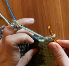 crocheting with a yarn guide ring