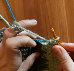 crocheting with a yarn guide ring